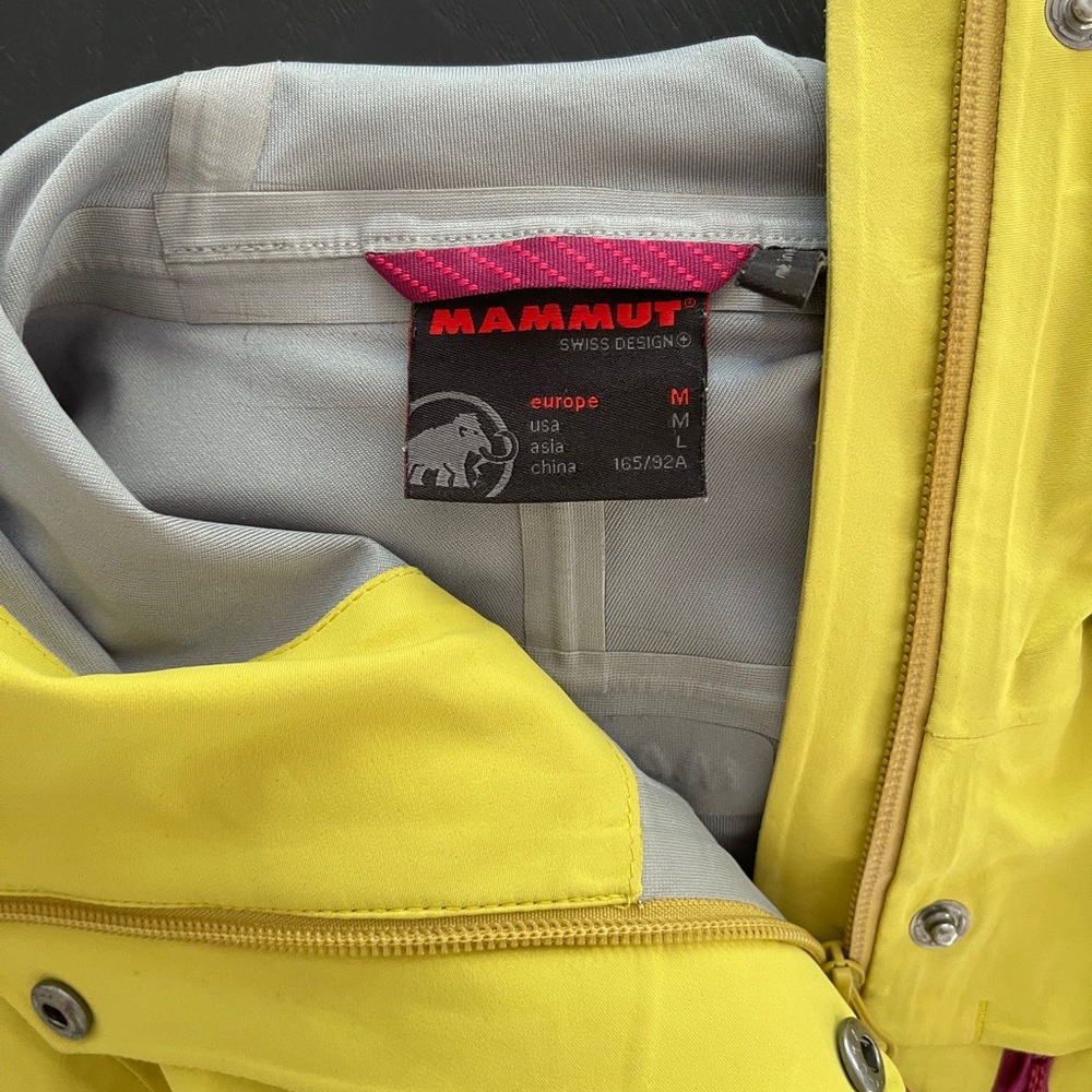 Mammut Ski Jacket - Picture 4 of 4